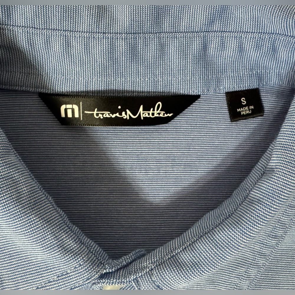 Travis Mathew Micro Stripe Golf Polo Shirt Short Sleeve Wicking Breathable Small - Picture 5 of 11